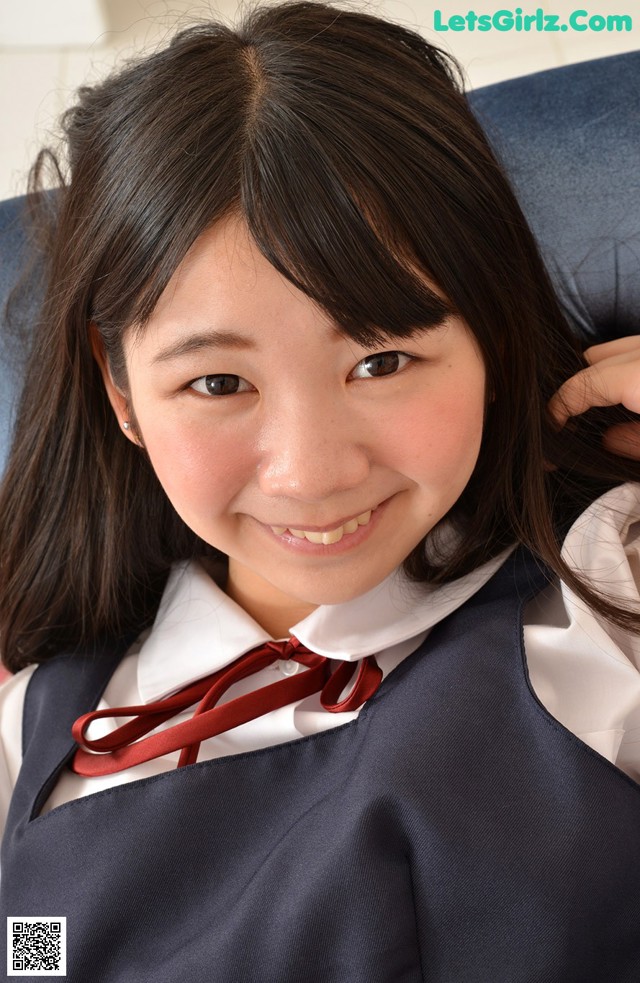 Yuzuka Shirai - On3gp Cross Legged No.b07821