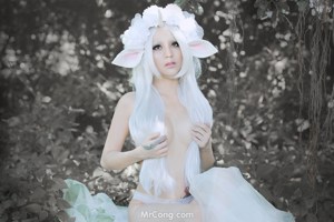 Chang Bong nude boldly transformed into a fairy (30 pictures)